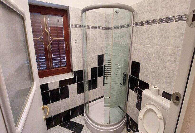 بنسيون Rooms Argo