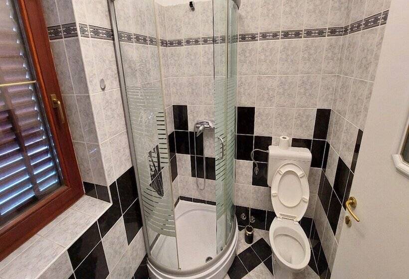 بنسيون Rooms Argo