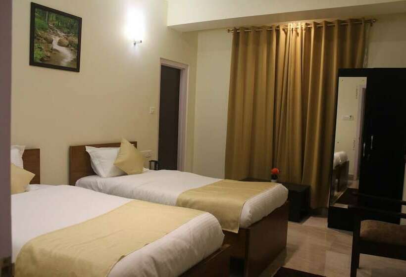 ペンション Vanagleda Guest House