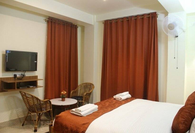 ペンション Vanagleda Guest House