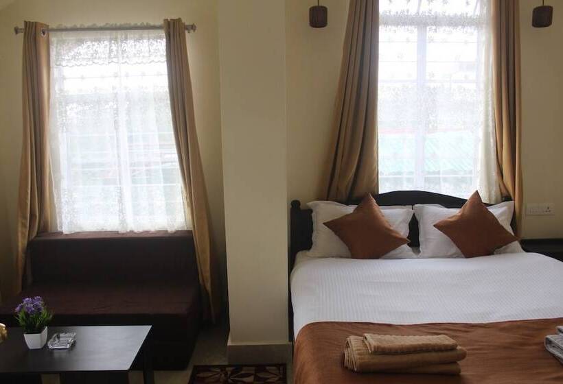 ペンション Vanagleda Guest House