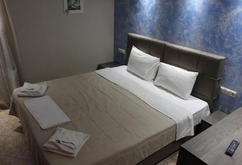 ペンション Villa Iatrou