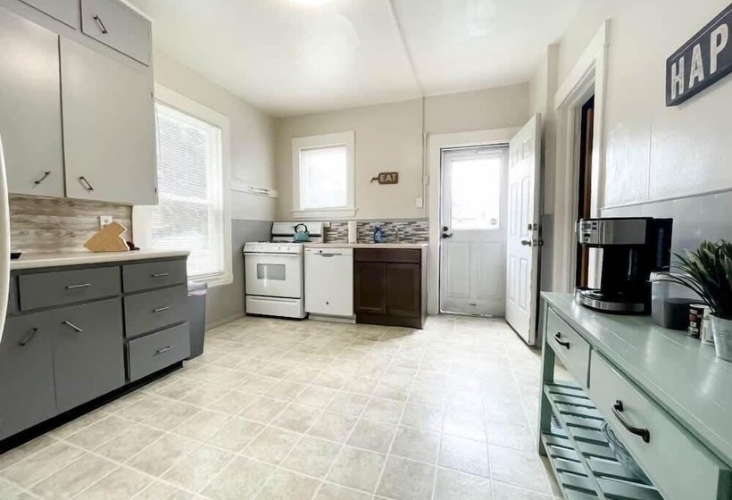 펜션 West Side Historic Home