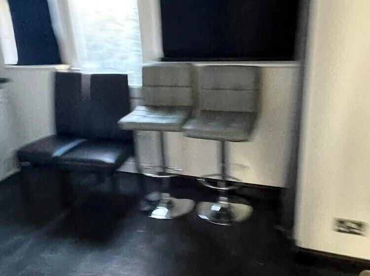 レジデンス Beautiful 2 Bed House In Grays