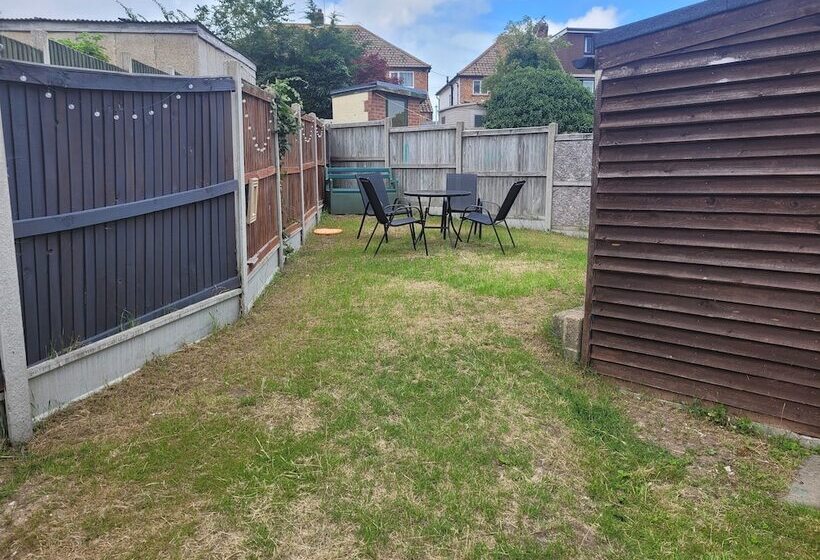 إقامة Beautiful 3 Bed House In Ramsgate