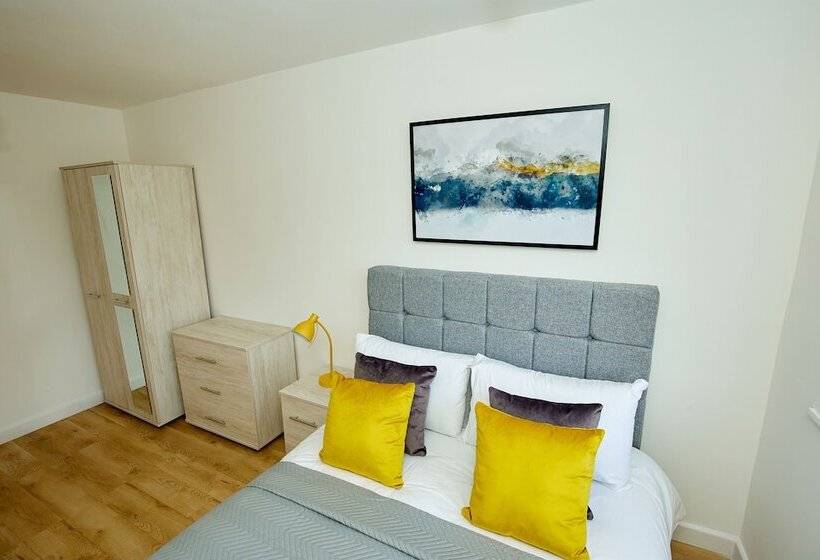 דירת נופש Charming 5 Bedroom House In The Heart Of Bexley