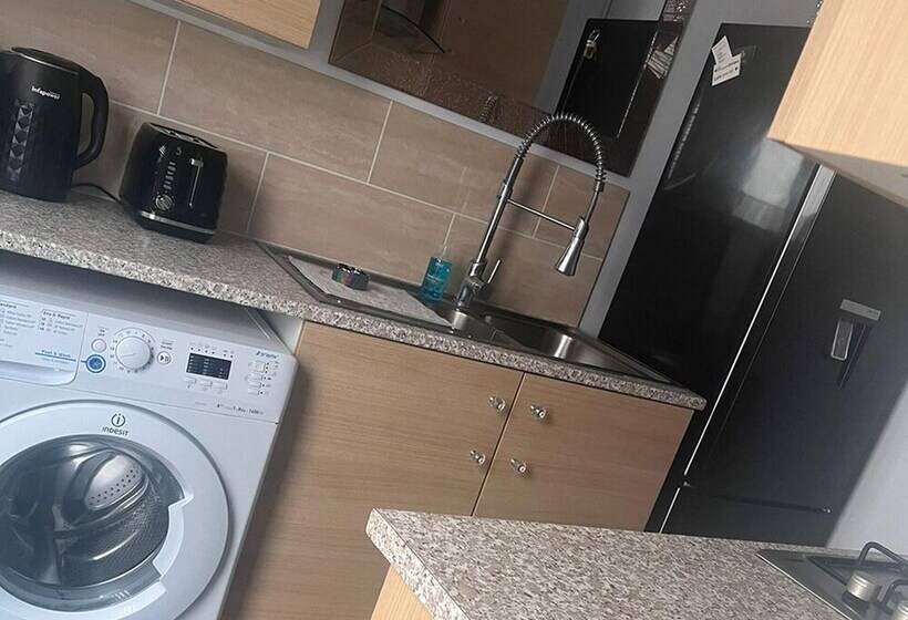 레지던스 Impeccable 3 Bed House In Great Yarmouth