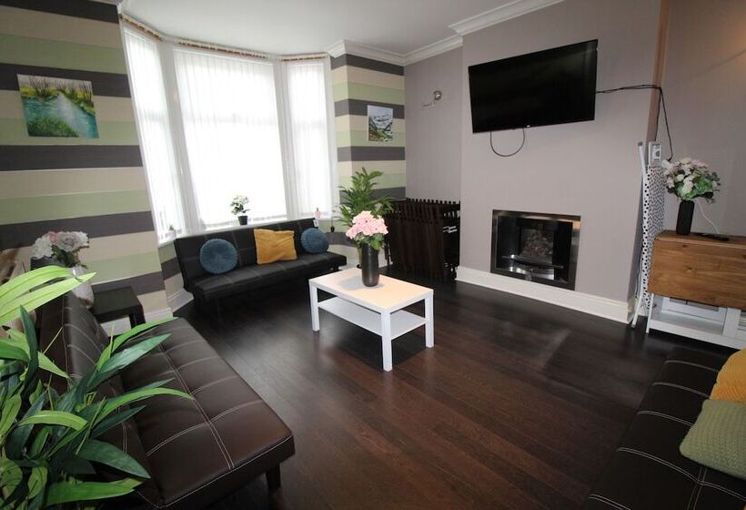 اقامتگاه St Anns House