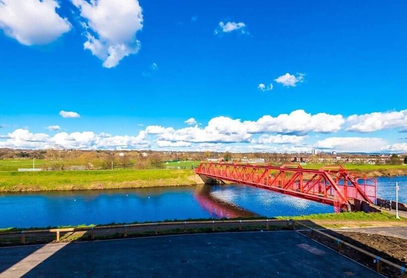 住所  Stunning 2 Bed House In Manchester With Canal View