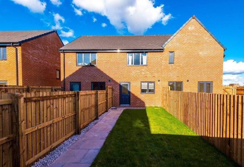 住所  Stunning 2 Bed House In Manchester With Canal View