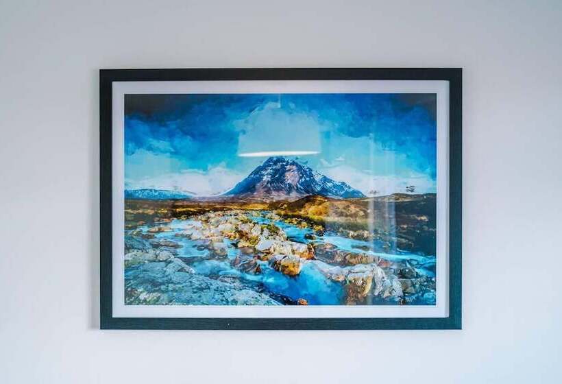 住所  Stunning 2 Bed House In Manchester With Canal View