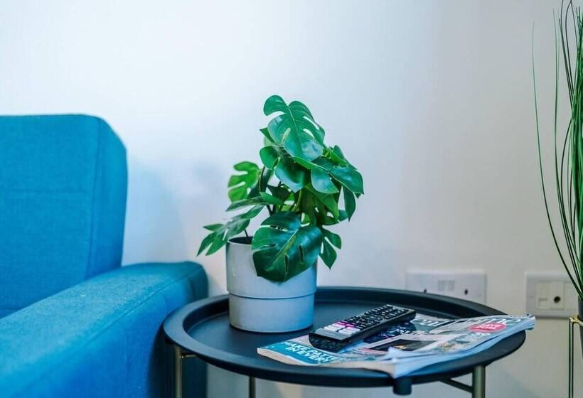 住所  Stunning 2 Bed House In Manchester With Canal View