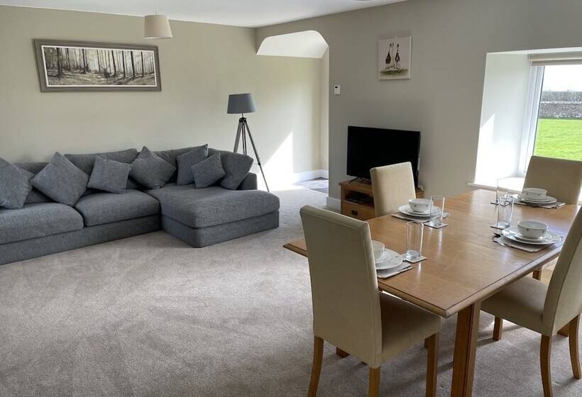 Teviot Cottage 7 Fenton Hill Farm