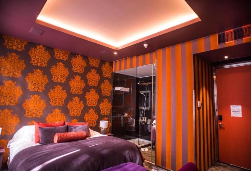 The Hip Hotel Santiago