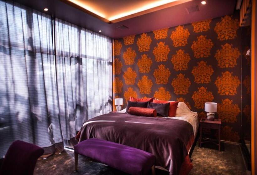 The Hip Hotel Santiago