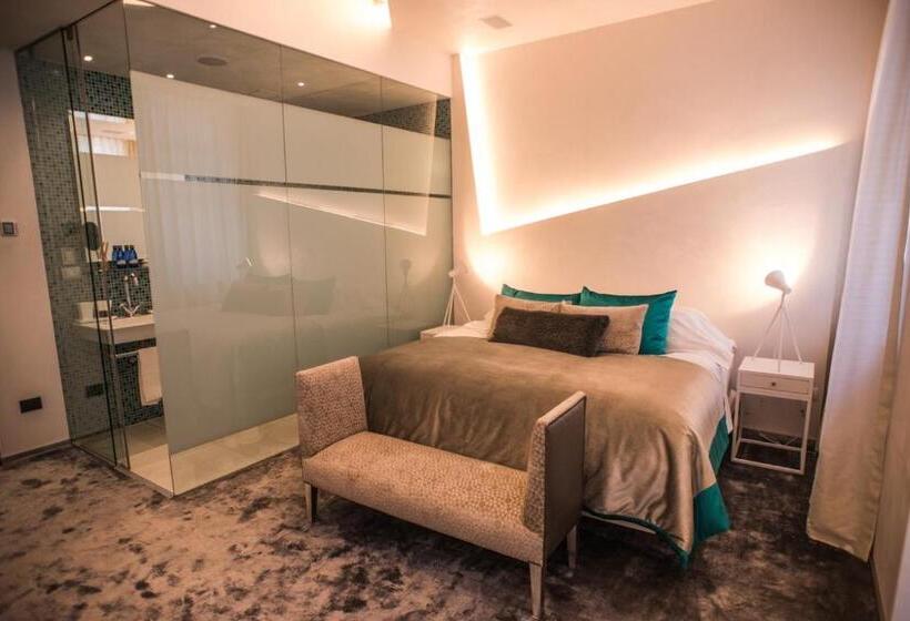 The Hip Hotel Santiago