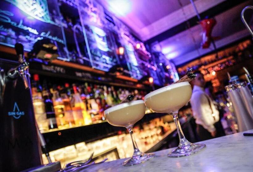 The Hip Hotel Santiago