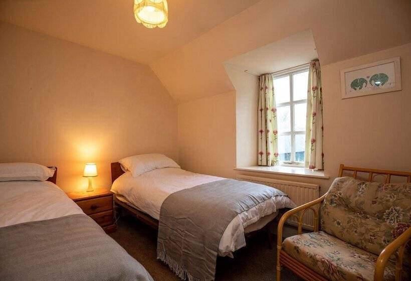 Traditional & Homely 2bd Cottage In Kemnay