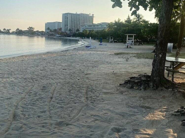Turtle Beach Towers Vacation