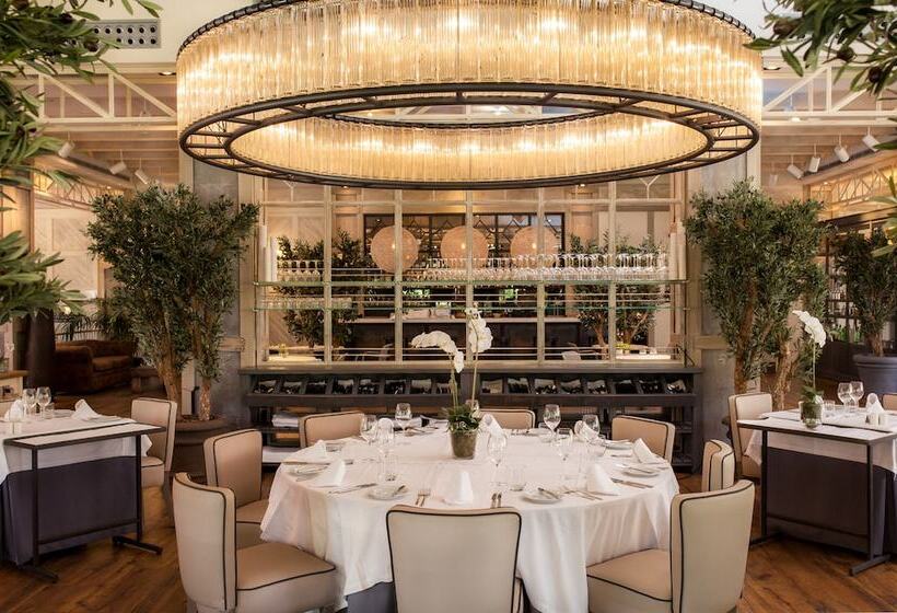 Unique Club at Lopesan Costa Meloneras Resort