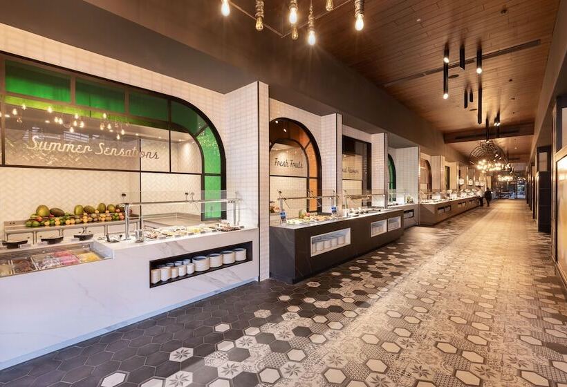 Unique Club at Lopesan Costa Meloneras Resort