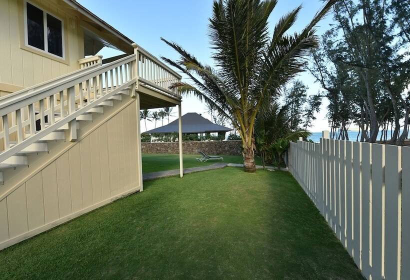 Waimanalo Beach Cottages