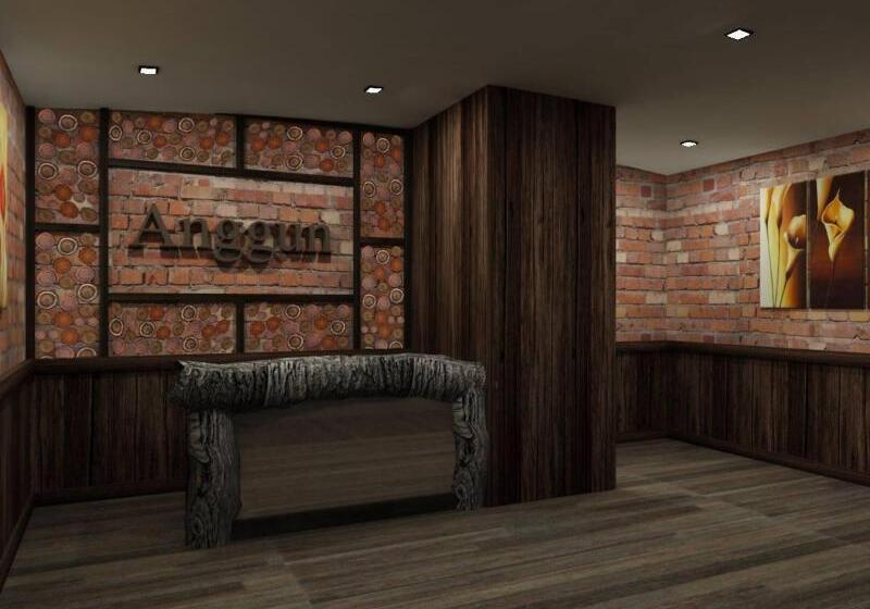 酒店 Anggun