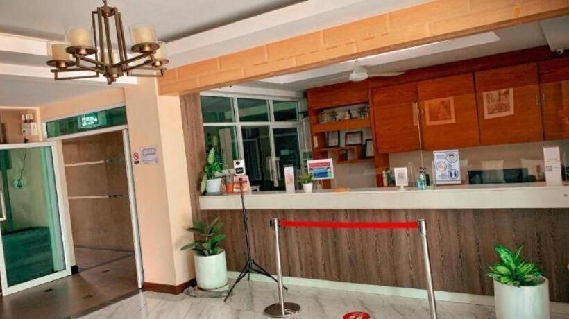 酒店 Home Place  Lopburi