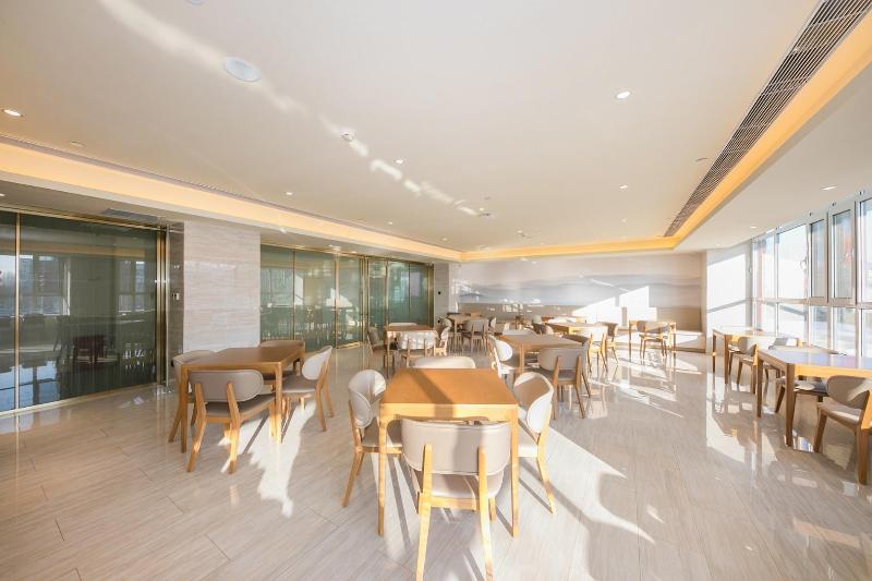 Ji Hotel Zhangjiakou Railway Station