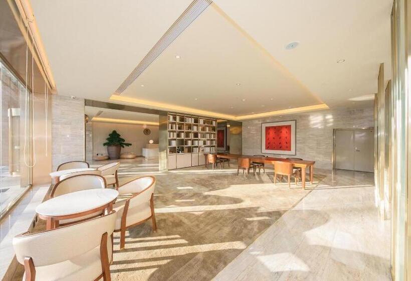 Ji Hotel Zhangjiakou Railway Station