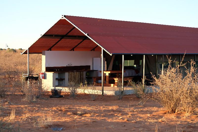 Hotell Kalahari Anib Campsite