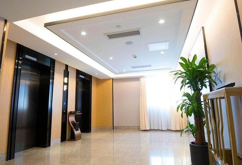 Kyriad Marvelous Hotel Shantou Railway Station