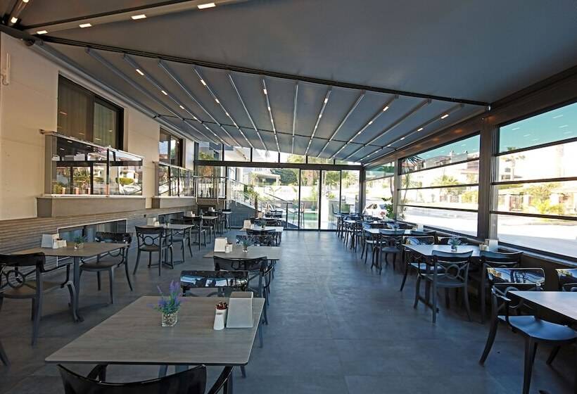 Отель Mat Boutique