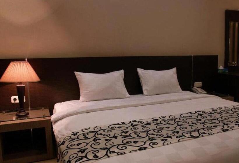 בית מלון כפרי Mega Permata