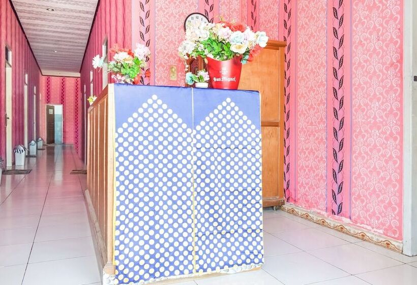 هتل Penginapan Widodo By Oyo