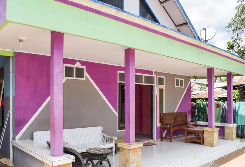 Отель Penginapan Widodo By Oyo