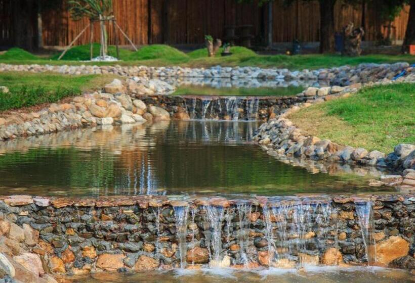 Отель Tammarene Villa