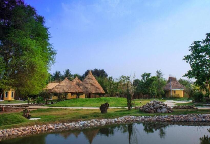 Отель Tammarene Villa