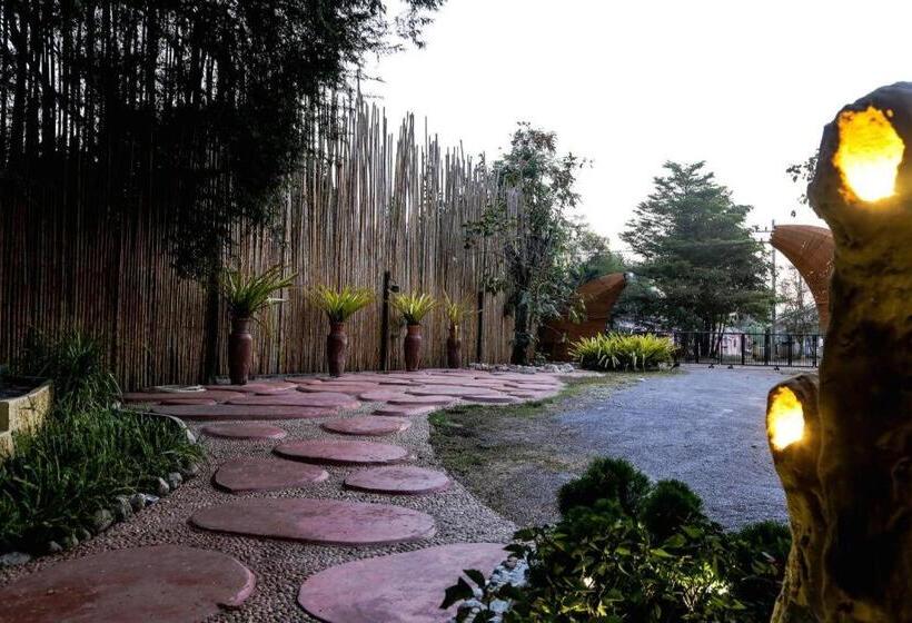 Отель Tammarene Villa