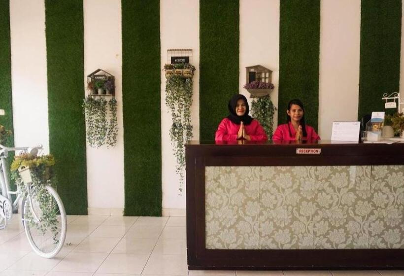 ホテル The Garden