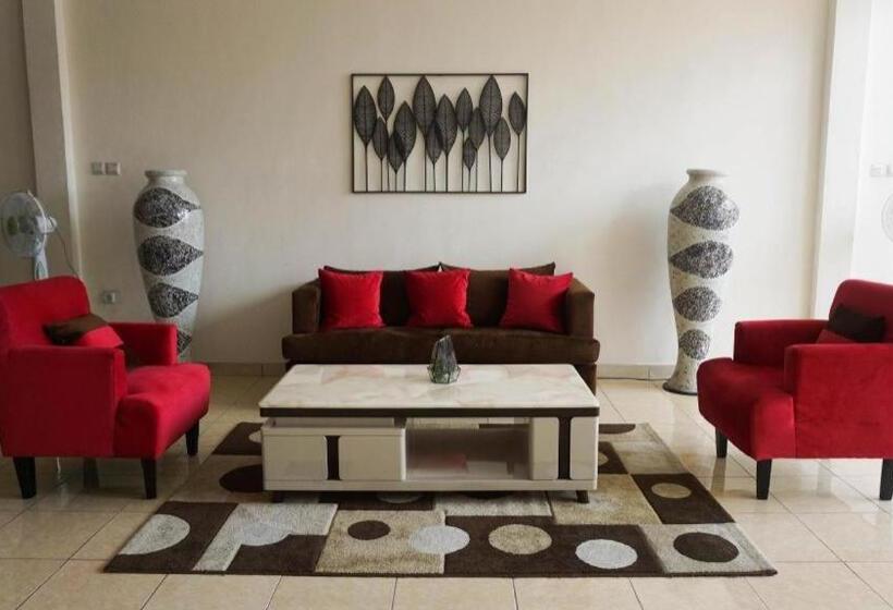 ホテル The Garden