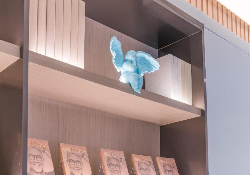 Ji Hotel Tonghua Railway Station Plaza