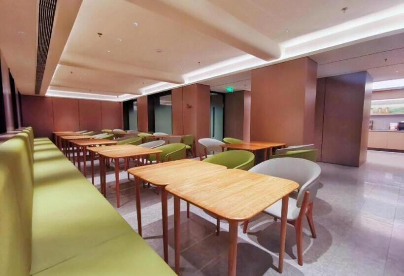 Ji Hotel Tonghua Railway Station Plaza