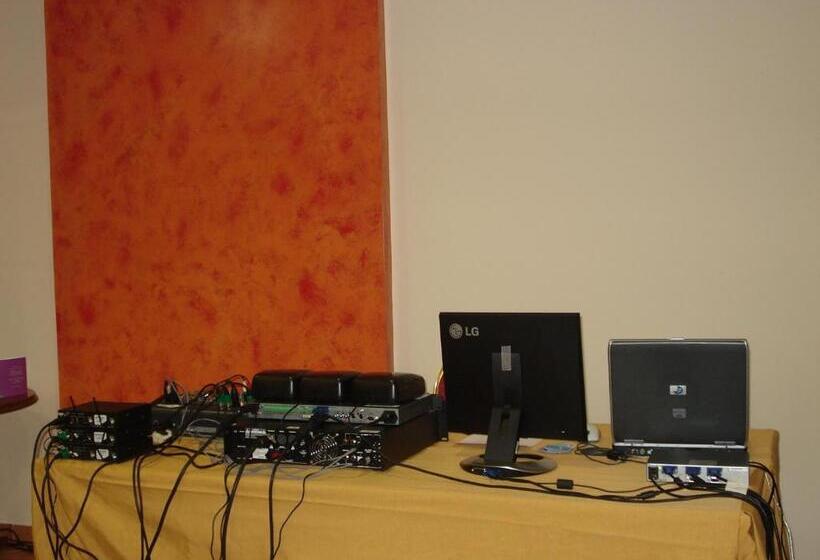 Alpen House Hotel & Suites