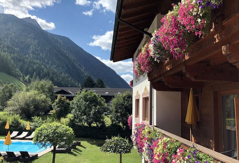 Alpenhotel Tirolerhof