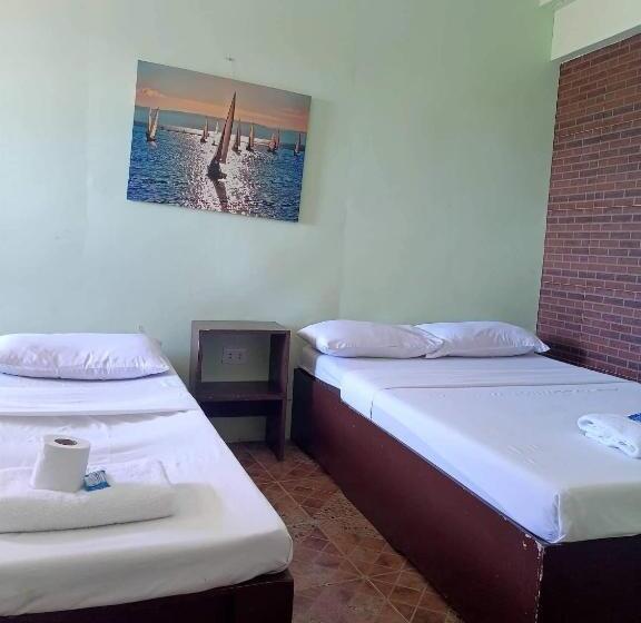 Antonios Pension House