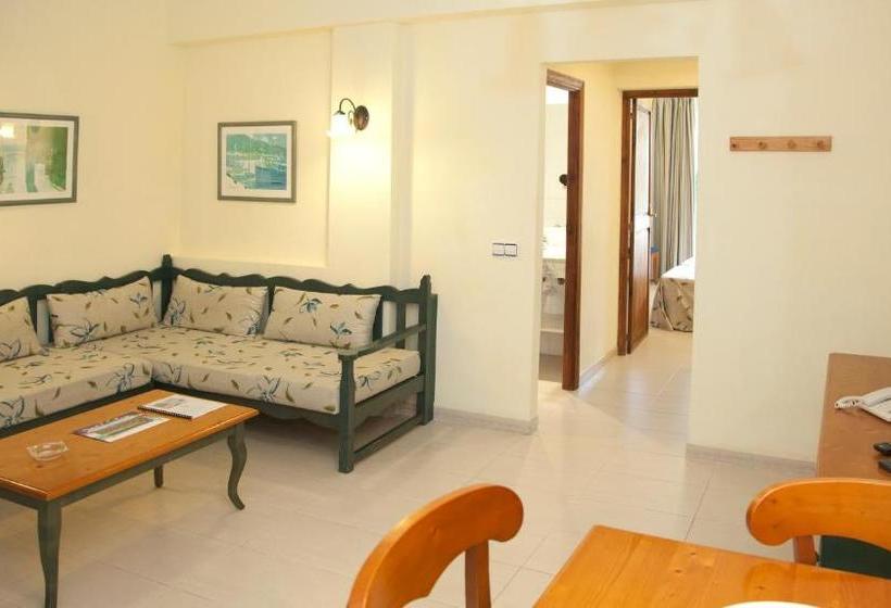 Apartamentos Carabela Ii