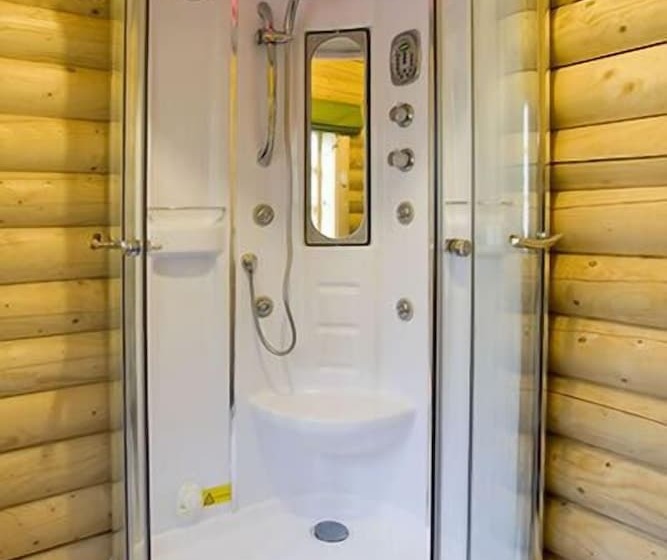 Bcc Loch Ness Log Cabins