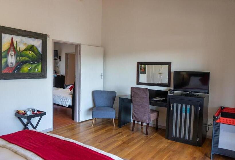 مبيت وإفطار Aloe Manor