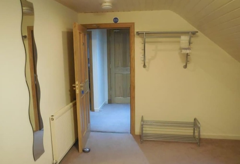 민박 Pincerna Rooms